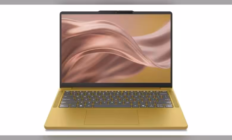 IdeaPad Vibe : Lenovo préparerait un portable AMD ou Snapdragon décliné en 7 couleurs 1 Lenovo IdeaPad Vibe couleur or, clavier rétroéclairé, design élégant sur fond neutre