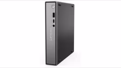 Mini PC Lenovo ThinkCentre, vue perspective, couleurs vives, fond clair