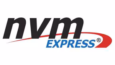 Logo NVMe Express 2 avec texte noir et bleu, accent rouge, sur fond blanc