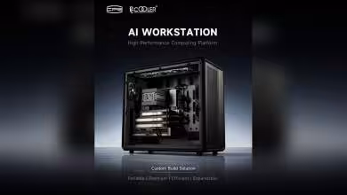 Affiche PCCOOLER AI Workstation avec boîtier PC custom build solution et composants internes visibles