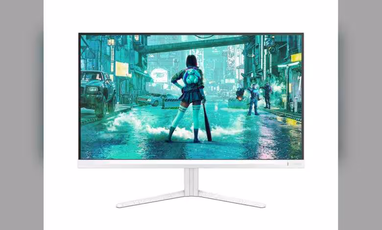 Philips Evnia 27M2N3291PL : un écran Fast IPS 260 Hz à prix plancher 1 Écran Philips Evnia Fast IPS 27 pouces avec design blanc, affichant une scène de jeu colorée