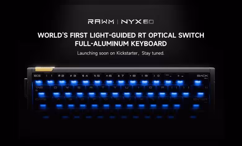RAWM Nyx60 : un clavier optique 60 % en aluminium arrive sur Kickstarter le 3 septembre 1 Clavier RAWM Nyx60 en aluminium noir avec rétroéclairage bleu, vue produit principale