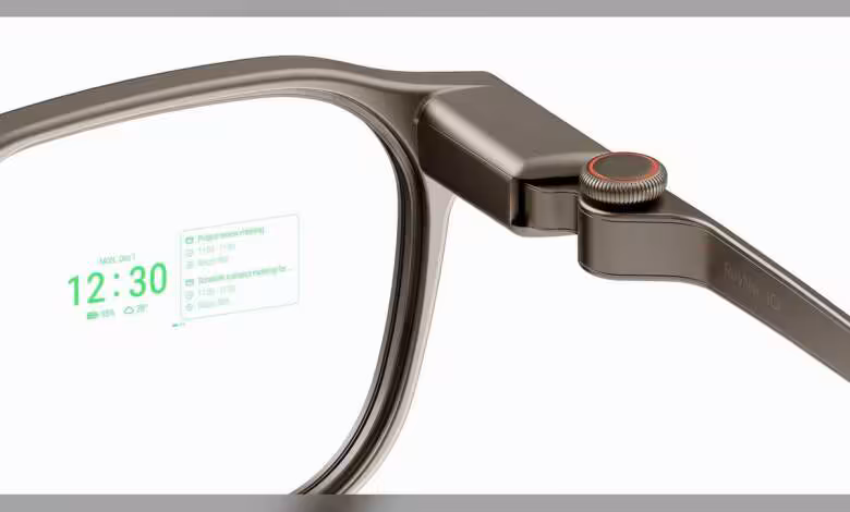 RayNeo iO et GT Series : deux lunettes AR pour la productivité et le cinéma mobile 1 Lunettes AR RayNeo iO avec afficheur tête haute et molette de contrôle sur la branche