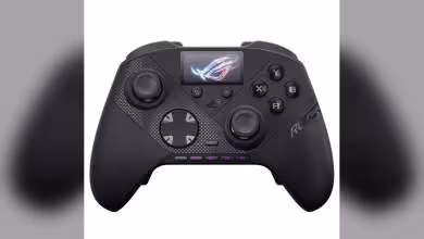 Manette ASUS ROG noire, vue de face, avec écran central, boutons ABXY et sticks analogiques