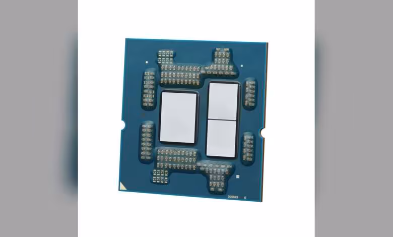 Ryzen 9 9950X3D2 : Thermal Grizzly vend une version décapsulée avec garantie 1 Processeur sans boîtier Ryzen, contacts dorés visibles, fond noir profil bas