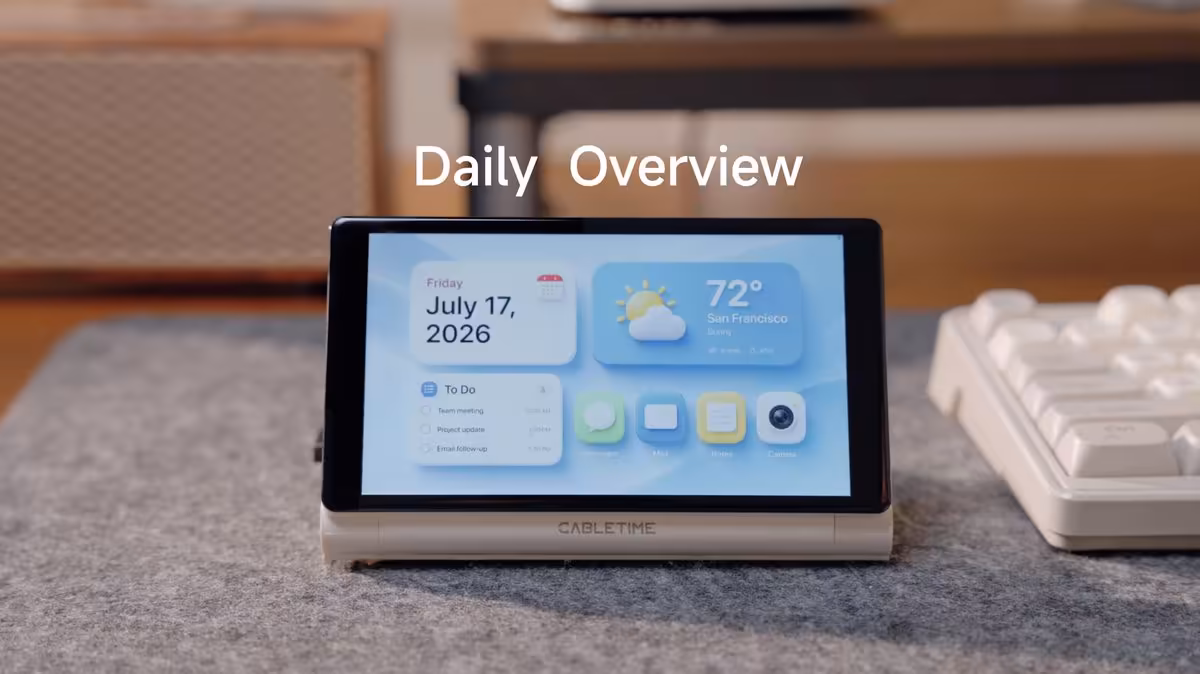 ScreenDock : Cabletime greffe un écran 5,5 pouces 720p à sa station d’accueil USB-C 8-en-1 4 Dock Cabletime ScreenDock avec écran 5,5 pouces montrant widgets calendrier, météo et applications sur fond de bureau.