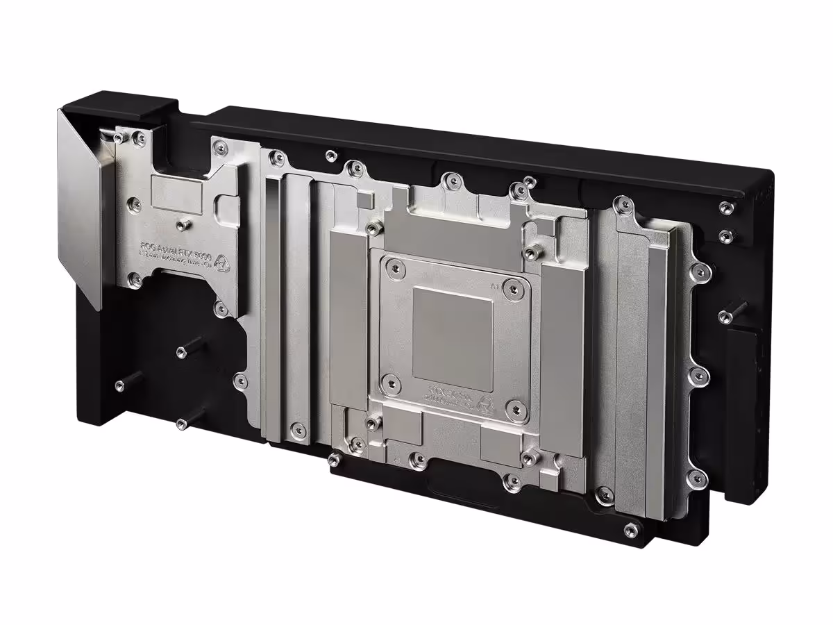 DeltaMate RTX 5090 Glass Edition : le waterblock Thermal Grizzly à 643,38 dollars 2 Module de refroidissement en métal brossé pour GPU, fond noir, détails nets