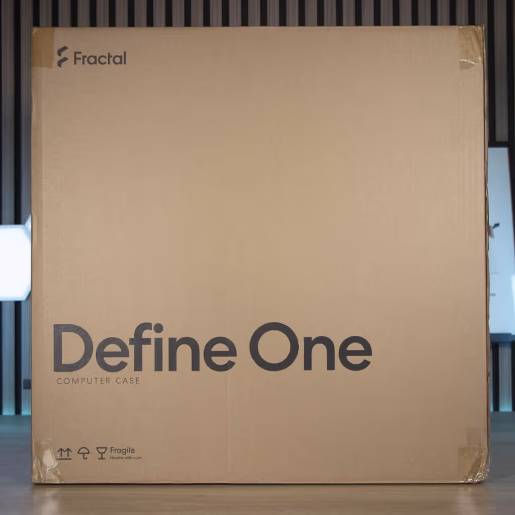 Fractal Define One emballage face avant