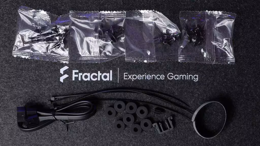 Test du Fractal Design Summit Black TG Light Tint, le boîtier qui joue la carte du bois 4 Fractal summit black bois bundle 02
