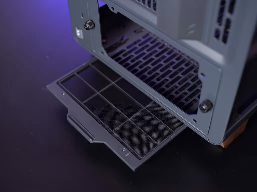 Test du Fractal Design Summit Black TG Light Tint, le boîtier qui joue la carte du bois 14 Fractal summit black psu filtre