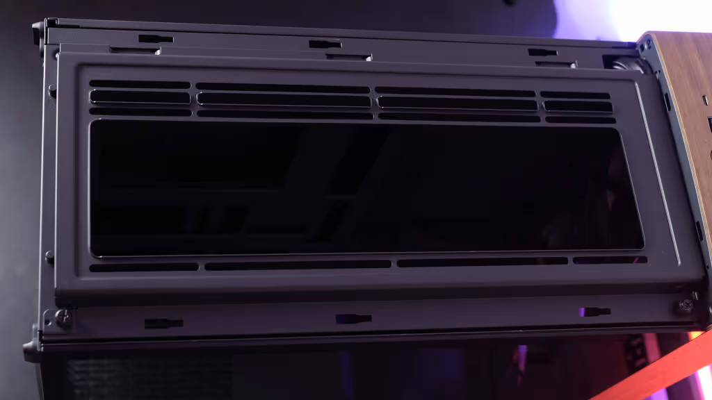Test du Fractal Design Summit Black TG Light Tint, le boîtier qui joue la carte du bois 11 Fractal summit black top 02
