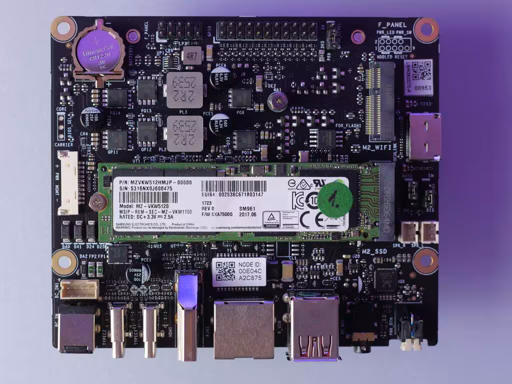 LattePanda Mu Ultra : son NPU est 3,8 fois plus rapide que le processeur et ne bride jamais 12 Mu Ultra 7 256v LattePanda build 01
