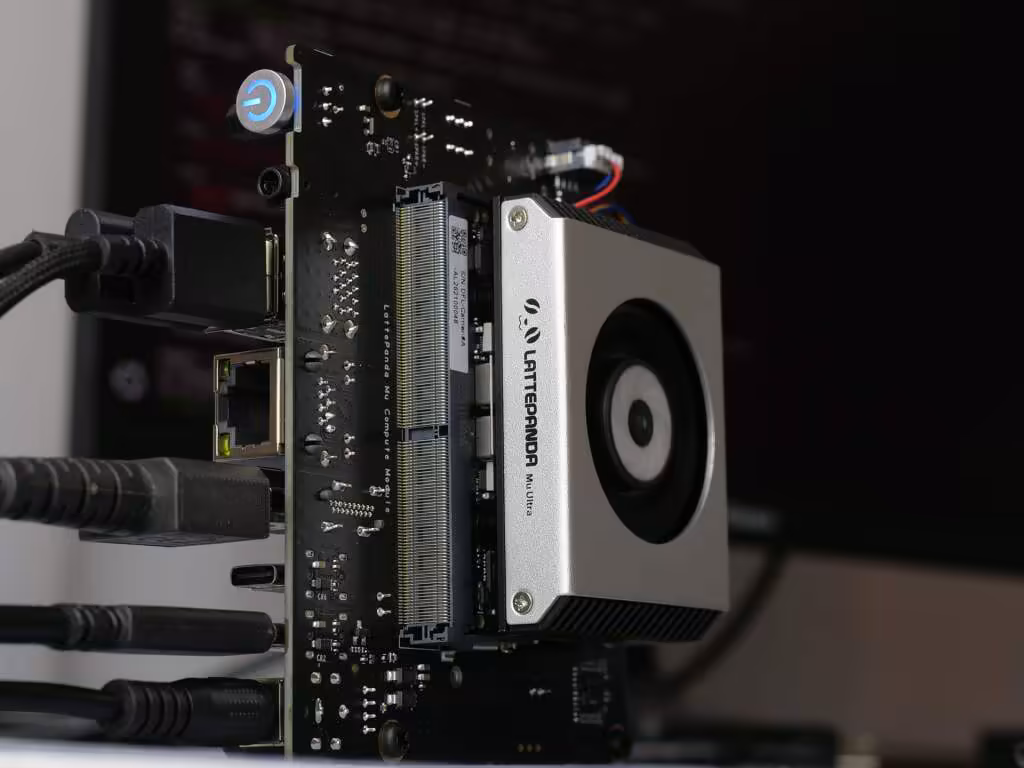 LattePanda Mu Ultra : son NPU est 3,8 fois plus rapide que le processeur et ne bride jamais 15 Mu Ultra 7 256v LattePanda test 01