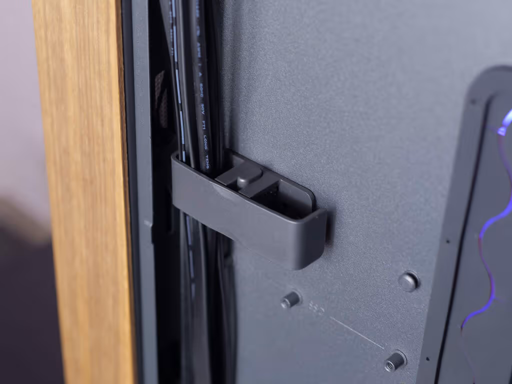 Test du Fractal Design Summit Black TG Light Tint, le boîtier qui joue la carte du bois 27 P1736385