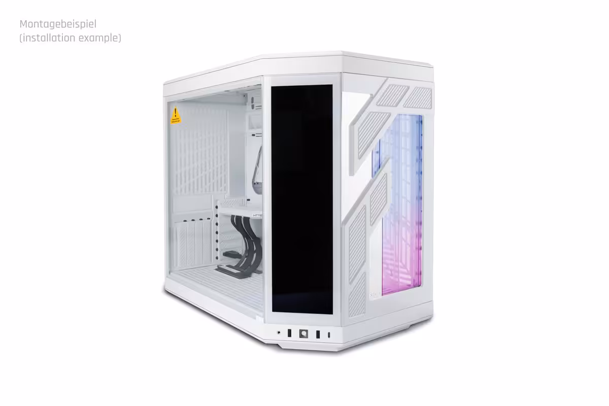 Alphacool Apex : deux distro plates dédiées aux Hyte Y70 à 319,98 euros 3 Boîtier blanc HYTE Y70 avec Alphacool Apex Distro Plate Y70 RGB installée en façade
