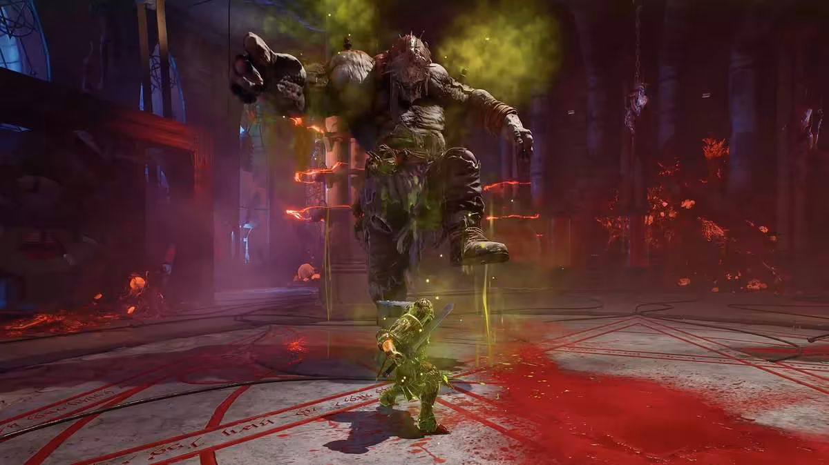 Combat contre un boss géant dans une arène sombre, personnage jouable au premier plan