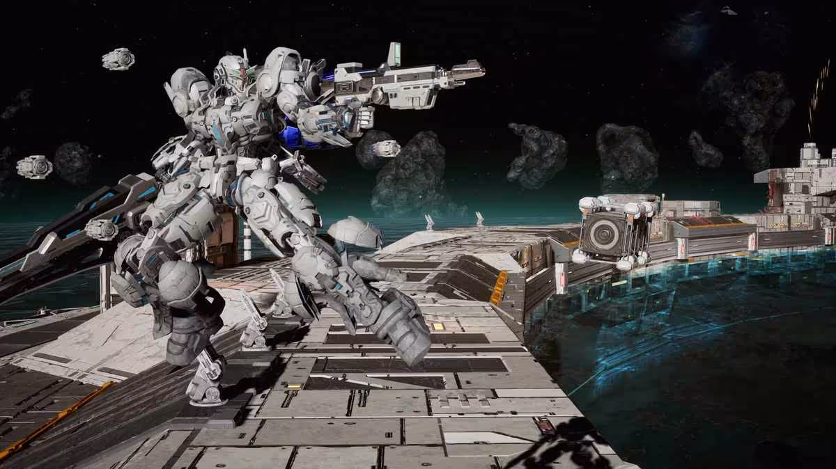 Gundam Rogue Orbit arrive le 5 mars 2027 avec une nouvelle chronologie inédite 3 Mobile suit Gundam blanc armé sur plateforme spatiale, décor d’astéroïdes et station orbitale