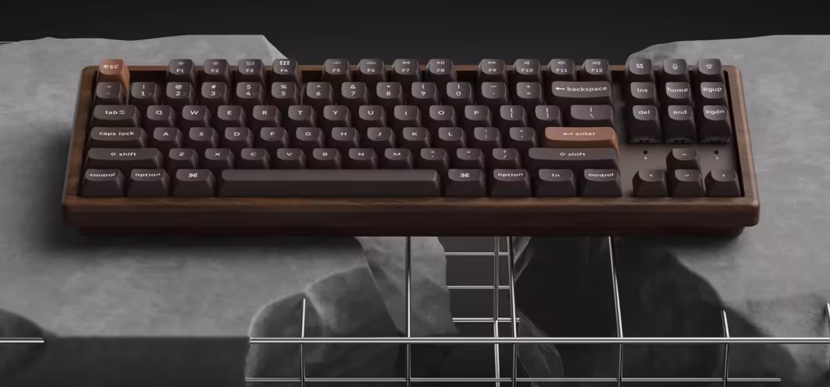 Keychron K8 HE : une édition spéciale en noyer qui bouscule le clavier gaming
