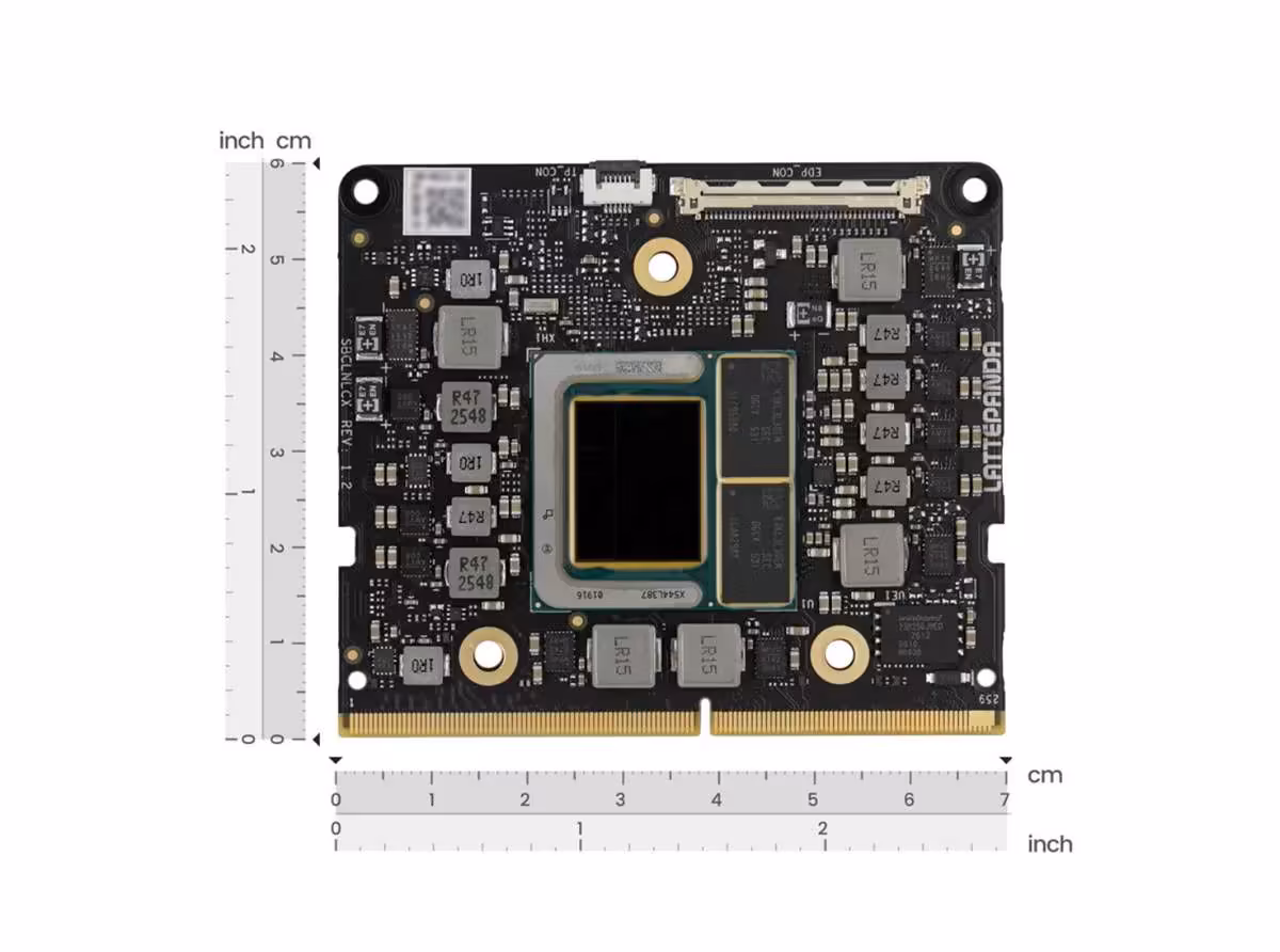Module LattePanda Mu Ultra avec règles de mesure en centimètres et pouces, vue de face