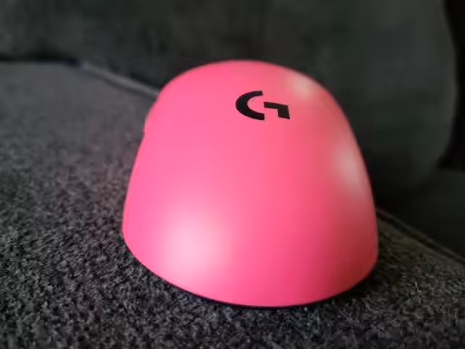 Coque supérieure rose de la souris Logitech G Pro X3 Superstrike avec logo Logitech G