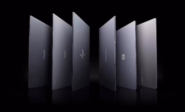 RTX Spark : ASUS et MSI auraient déjà écoulé 100 000 PC portables avant le lancement 1 Plusieurs stations de travail compactes NVIDIA RTX Spark et logos ASUS, MSI, HP, Dell, Lenovo sur fond noir