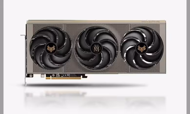 RX 9070 XT Valor Mortis : Sapphire prépare une Nitro+ OC en édition jeu 1 Carte graphique Sapphire Nitro+ AMD Radeon RX 9070 XT, vue de face avec trois ventilateurs