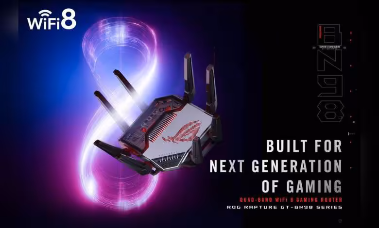 Wi-Fi 8 : ASUS lance au Canada son routeur quad-band ROG Rapture GT-BN98 avant octobre 1 Routeur ASUS ROG WiFi 8 quad-band, vue produit marketing avec logo WiFi 8 et design gaming