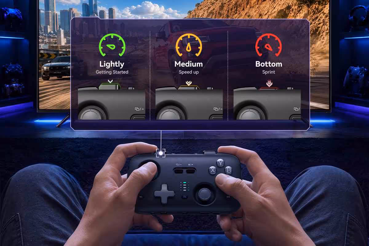 Manette Voidjoy avec réglages de sensibilité du joystick affichés en trois niveaux sur écran