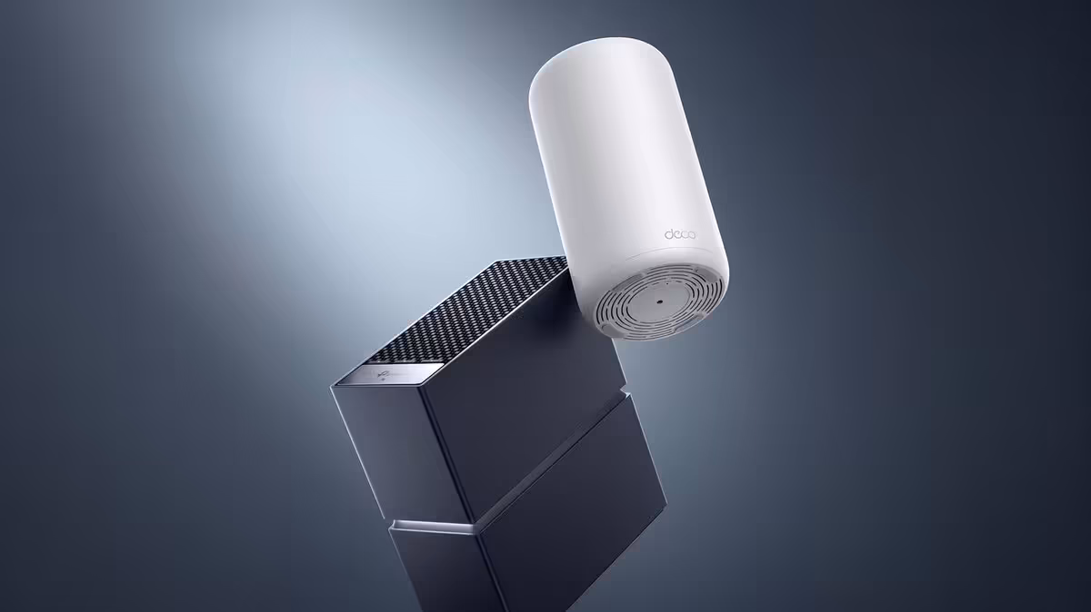 Wi‑Fi 8 : TP-Link dégaine déjà une gamme complète avec routeur Archer et mesh Deco 2 Routeur Wi‑Fi TP-Link noir et blanc en vue produit sur fond gris, design compact vertical