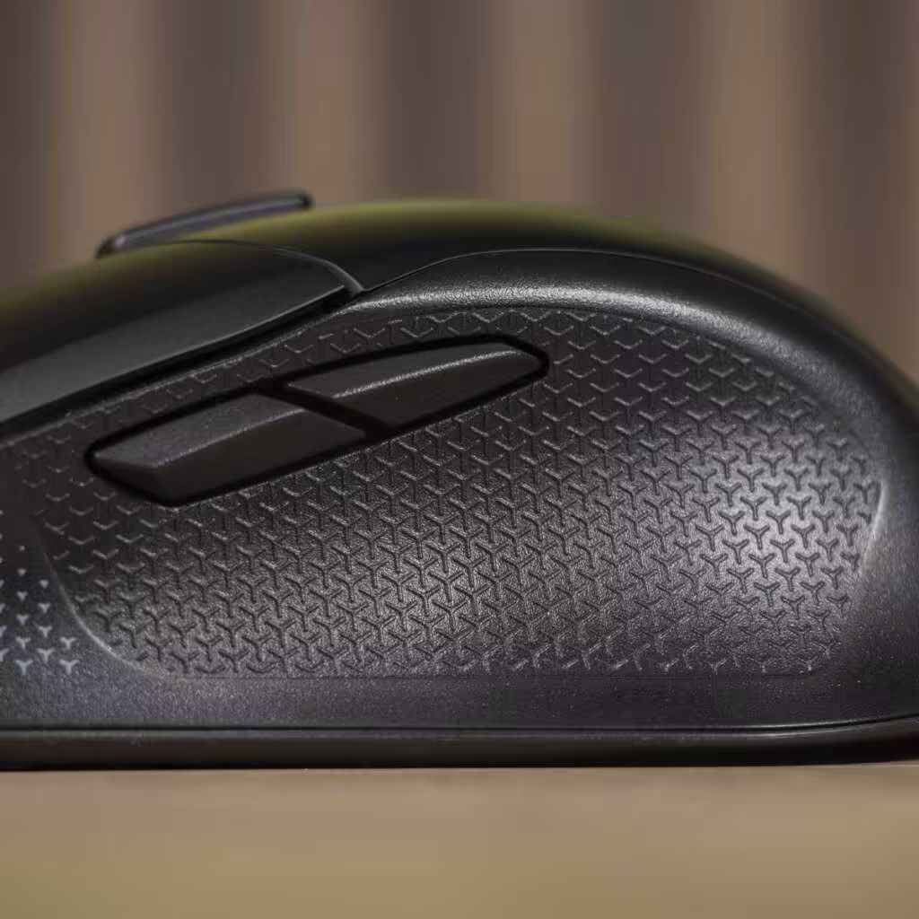 Corsair Harpoon V2 Wireless grip gauche