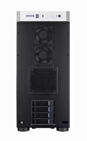 Advantech HPC-7046 : refroidissement liquide et neuf slots pour les GPU IA 3 Serveur Advantech HPC-7046 vu de dessous, avec ventilateurs et baies d’extension