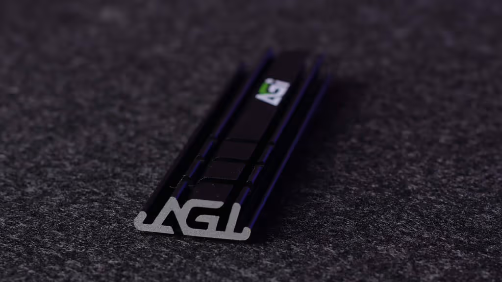 agi ai858 ssd pcie 5 dissipateur 02