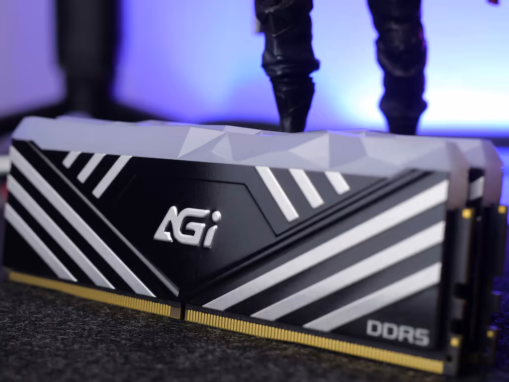 agi turbosprint ud858 rgb 32 go ddr5 6000 cl36 04