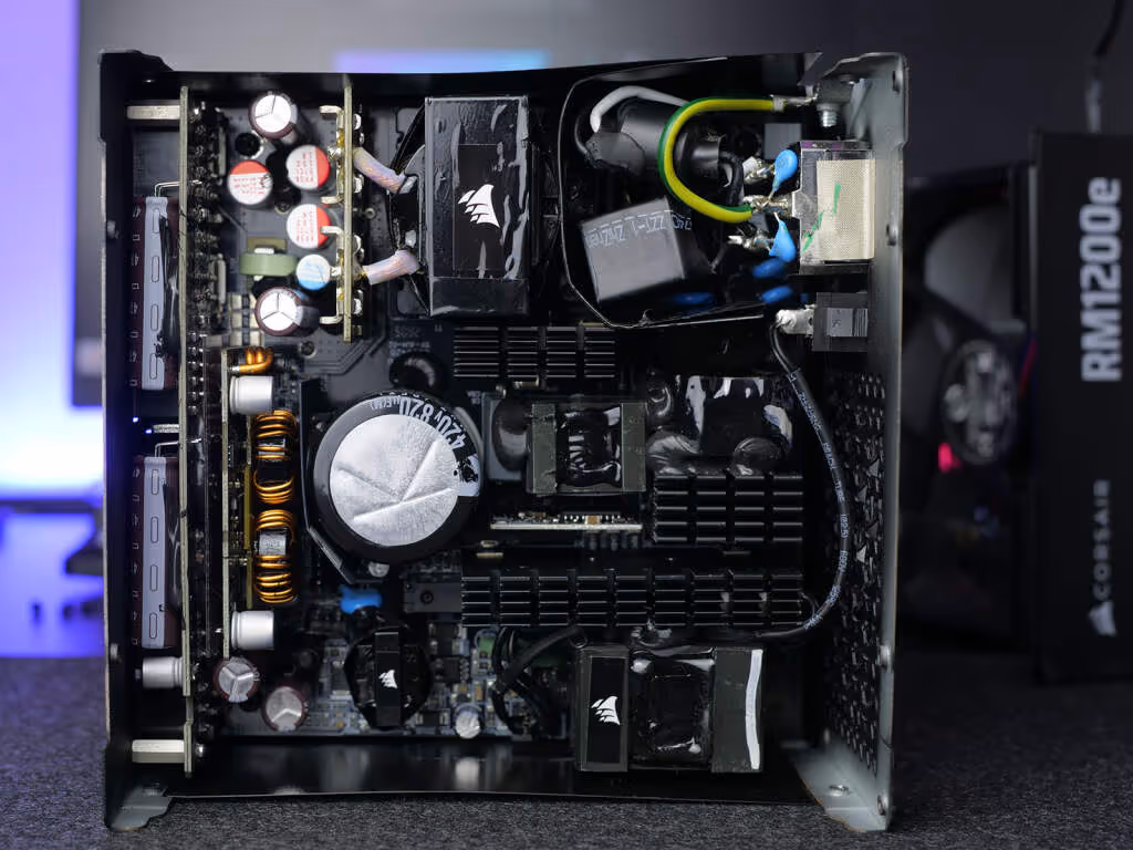 corsair rm1200e deuxième génération 2026 teardown 01