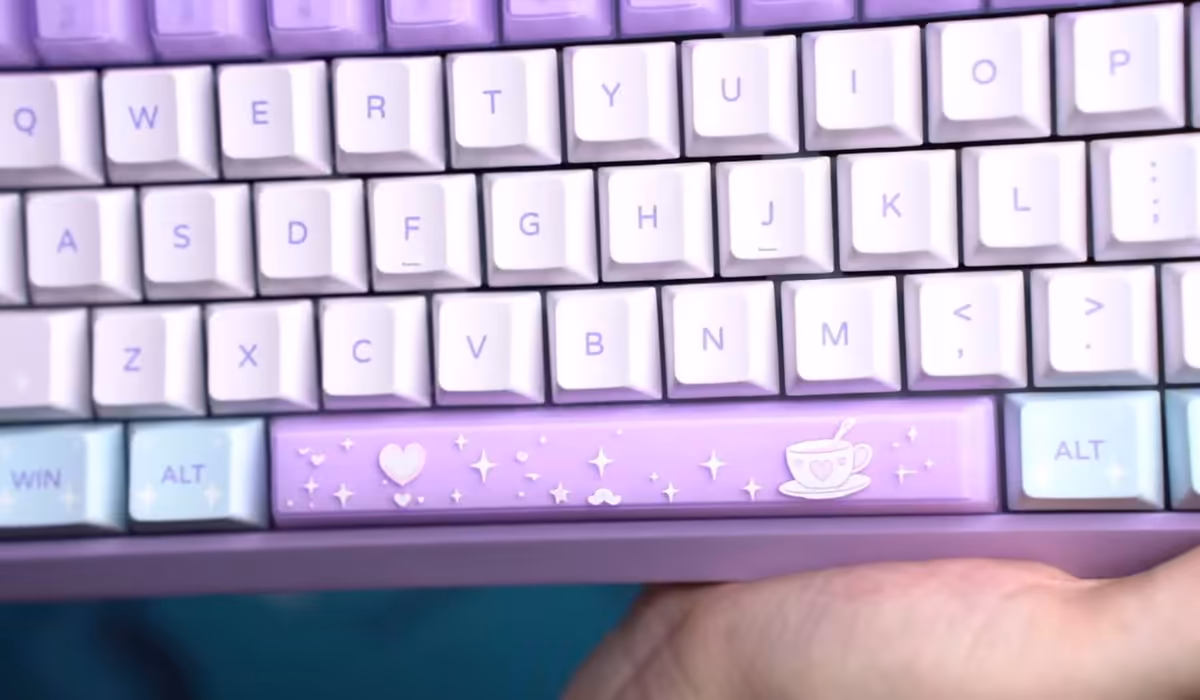 Epomaker Galaxy75 : aluminium, triple connexion et compatibilité VIA au menu