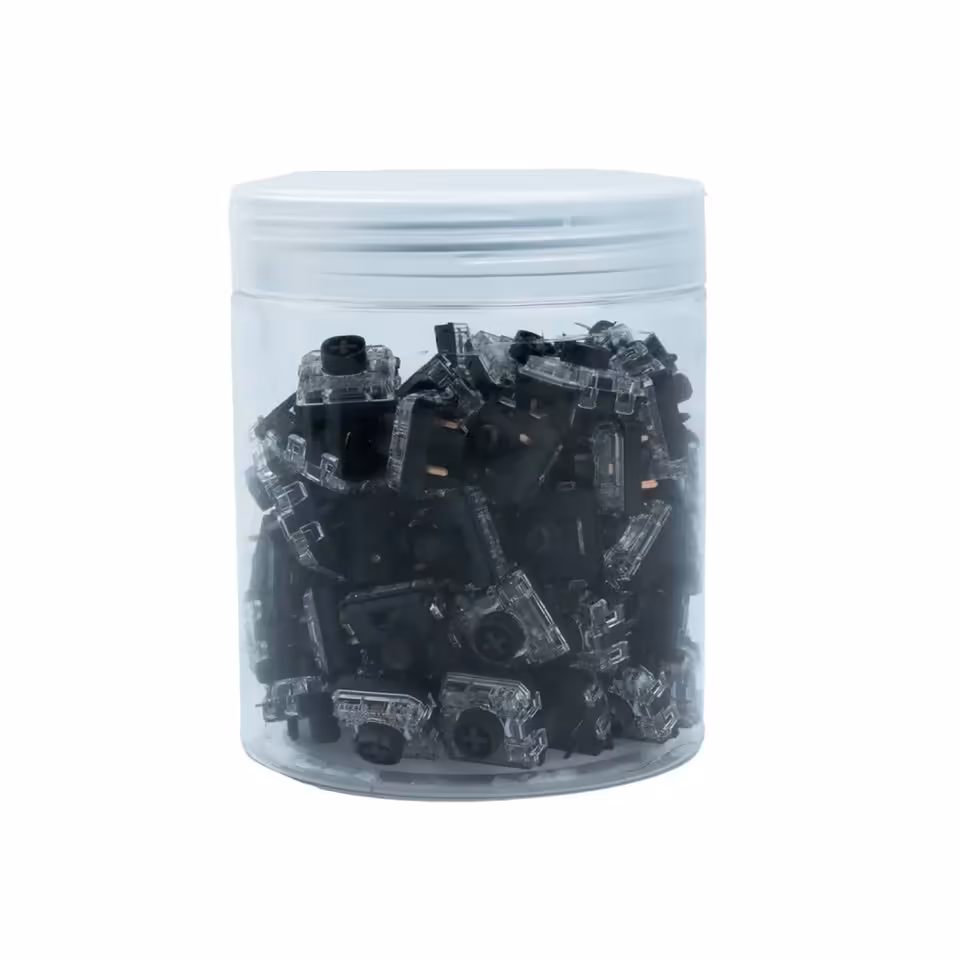 Gateron Low Profile Silent 3.0 Black : un switch discret au format 5 broches 5 Boîte transparente remplie de switches Gateron Low Profile Silent 3.0 Black