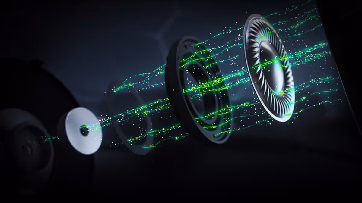 Razer Barracuda V2 Pro : ANC hybride, double connexion et 70 heures d’autonomie 5 Illustration des haut-parleurs internes du casque Razer Barracuda V2 Pro et ondes sonores vertes