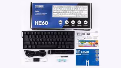 Contenu de la boîte Epomaker HE60 : clavier, câble USB, extracteur, switches et documentation