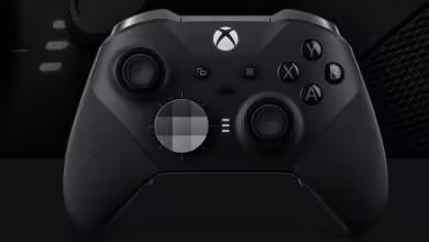 Manette Microsoft Xbox Elite Series 3 noire avec croix directionnelle métallique et sticks analogiques asymétriques