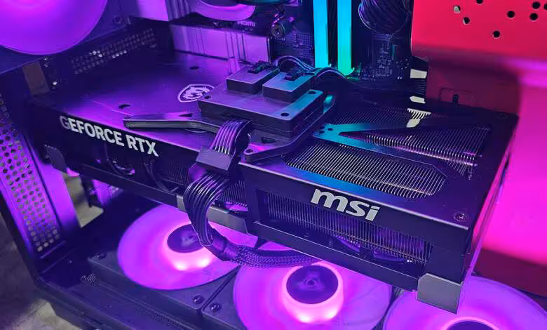 RTX 5090 : une carte additionnelle répartit l’alimentation sur trois entrées 1 rtx 5090 alim 3 entrées