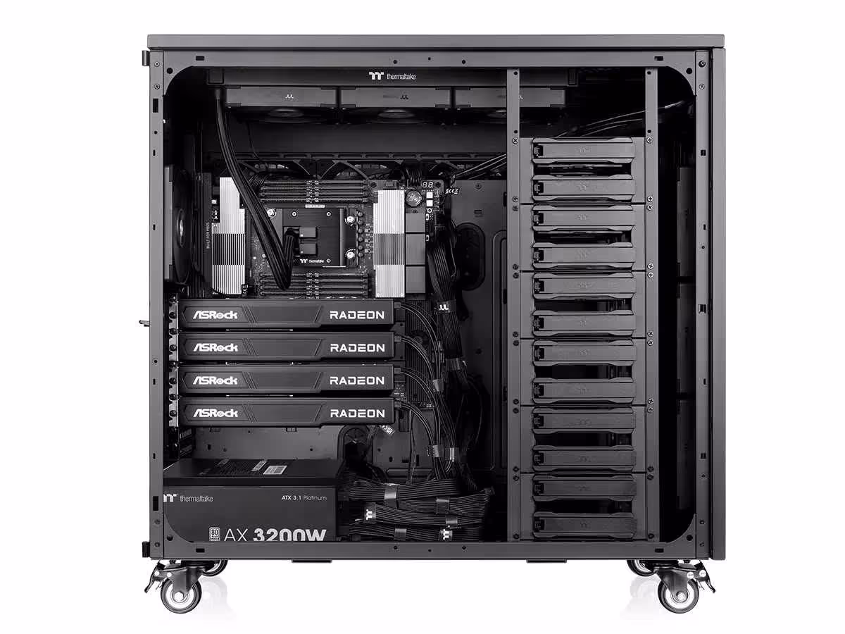 Thermaltake déploie cinq stations IA et PC gaming, jusqu’à 6 GPU Blackwell 13 Thermaltake déploie cinq stations IA et PC gaming, jusqu’à 6 GPU Blackwell