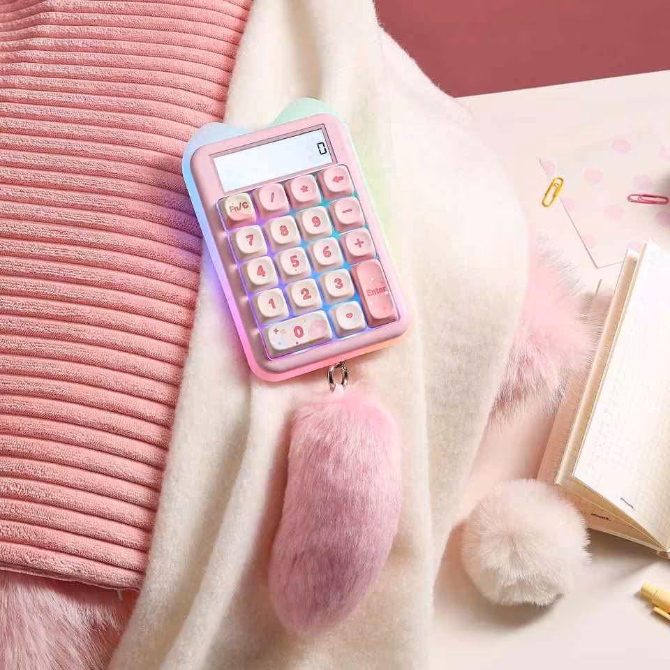 Yunzii C21 : un pavé numérique mécanique sans fil qui fait aussi calculatrice 14 Yunzii C21 : un pavé numérique mécanique sans fil qui fait aussi calculatrice