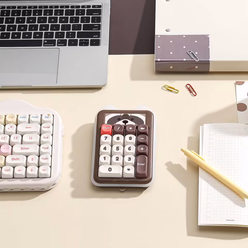 Yunzii C21 : un pavé numérique mécanique sans fil qui fait aussi calculatrice 18 Yunzii C21 : un pavé numérique mécanique sans fil qui fait aussi calculatrice